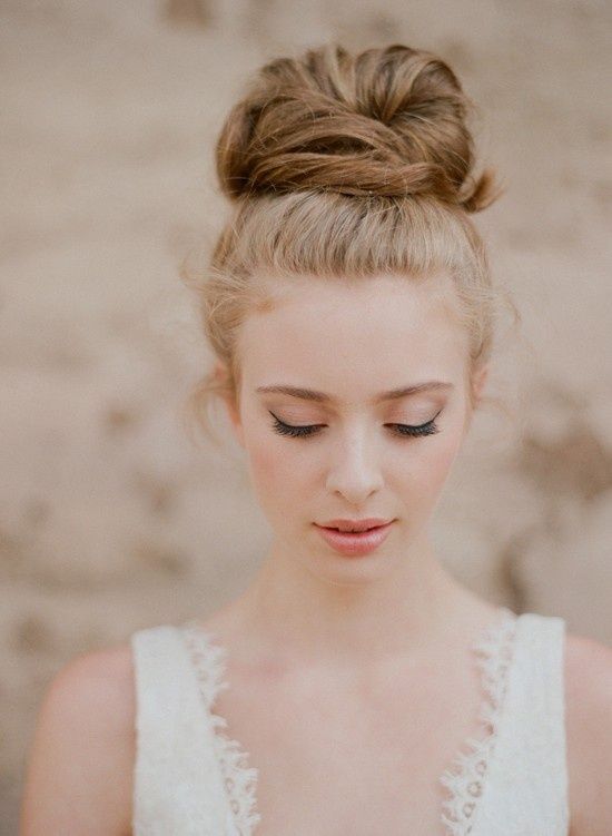 30 Top Knot Wedding Hairstyles That Will Inspire(with Tutorial)