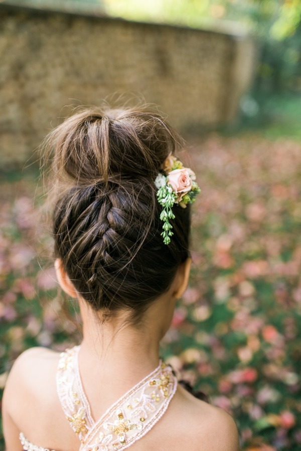 little flowers for hair wedding