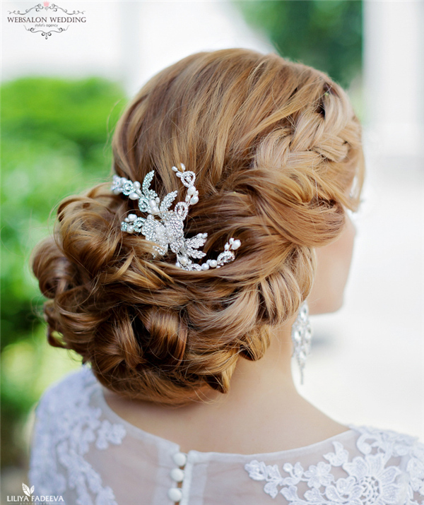 25 Incredibly Eye-catching Long Hairstyles for Wedding 