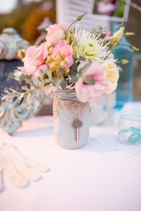 50+ Ways To Incorporate Mason Jars Into Your Wedding