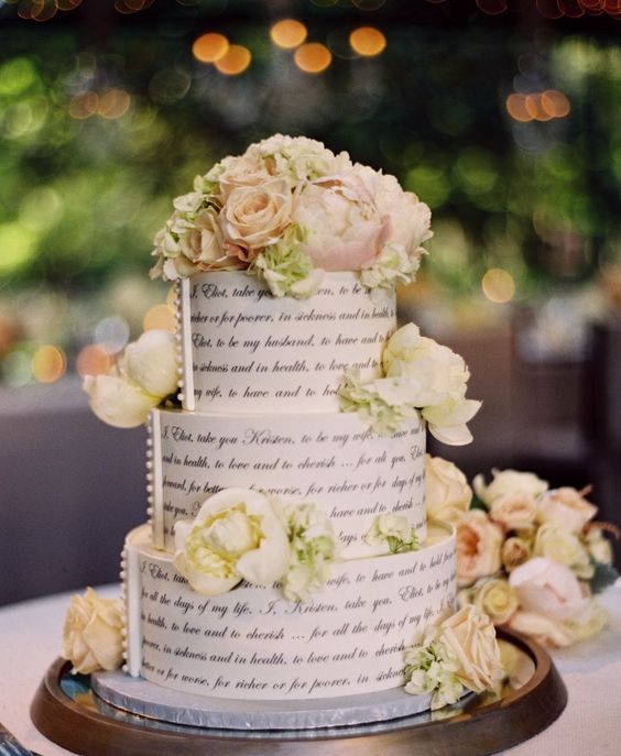  book  wedding  cake  idea via Sweet on Cake  Deer Pearl Flowers