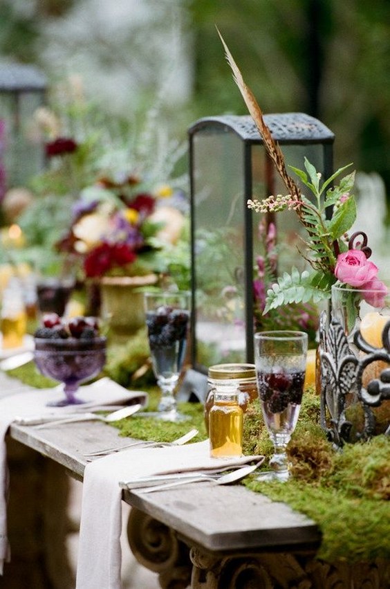 45 Rustic Moss Decor Ideas for A Nature Wedding | DPF