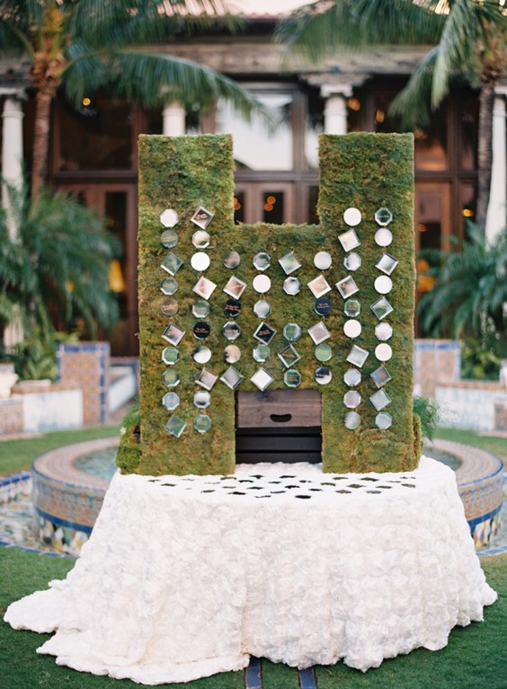 45 Rustic Moss Decor Ideas for A Nature Wedding | DPF