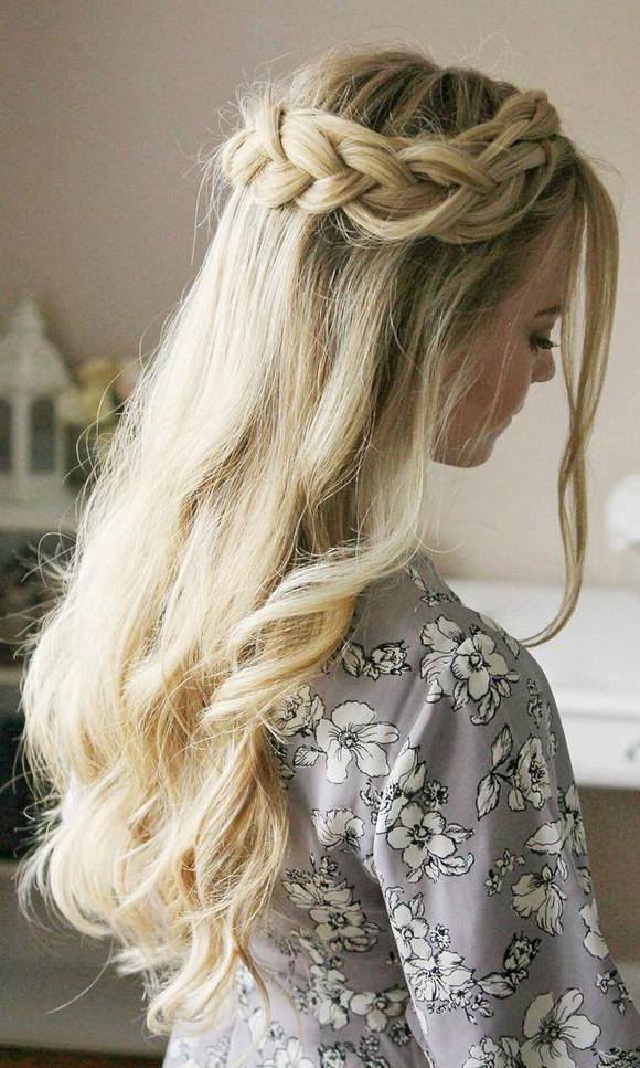 21 Perfect Hairstyles for Formals - College Fashion