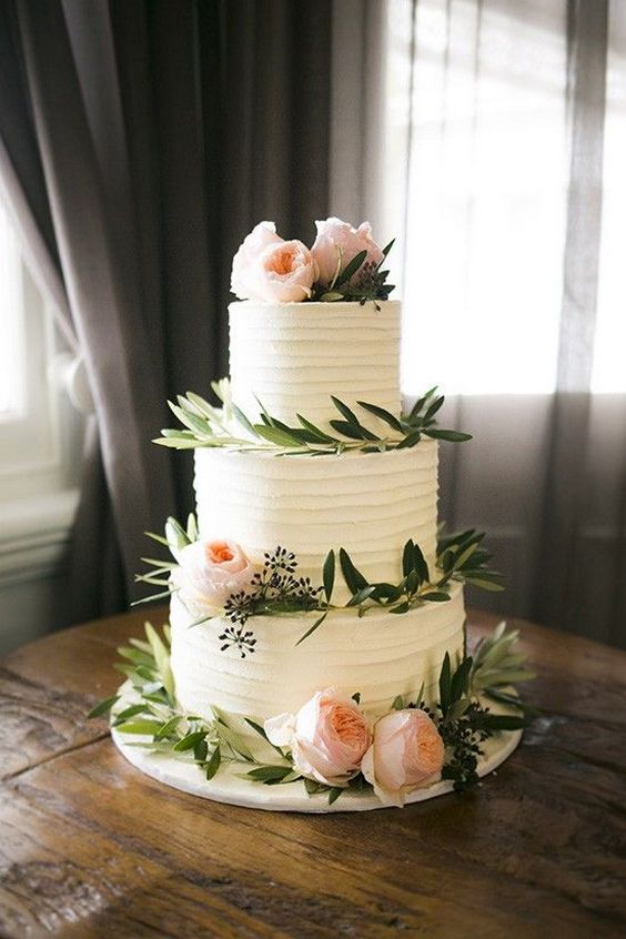 20 Simple Greenery Wedding Cakes That Are Naturally Gorgeous 1620