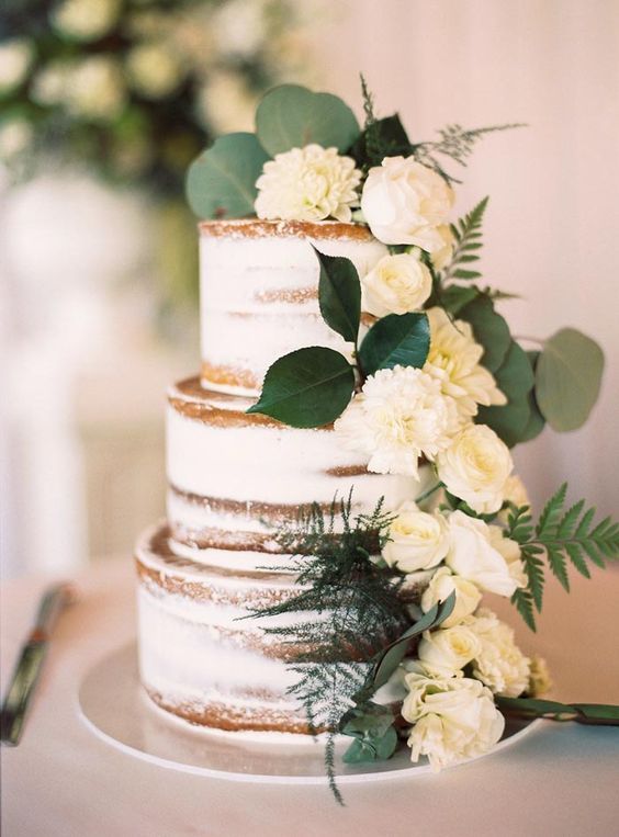 20 Greenery Wedding Cakes That Are Naturally Gorgeous - Deer Pearl Flowers