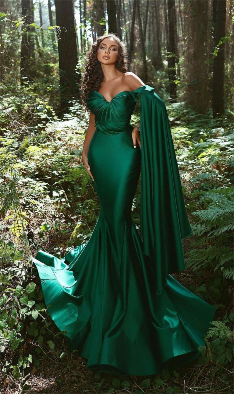 18 Green Wedding Dresses Emerald Sage And Light Green Deer Pearl Flowers 4635