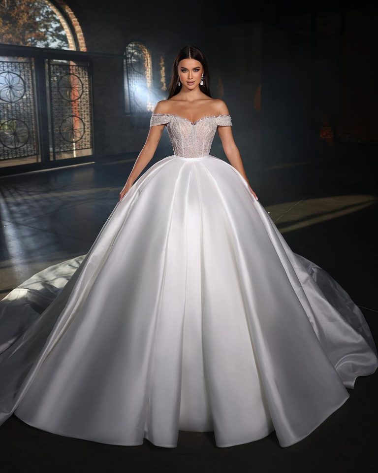 26 Ball Gown Wedding Dresses & Ultimate Guide 2024