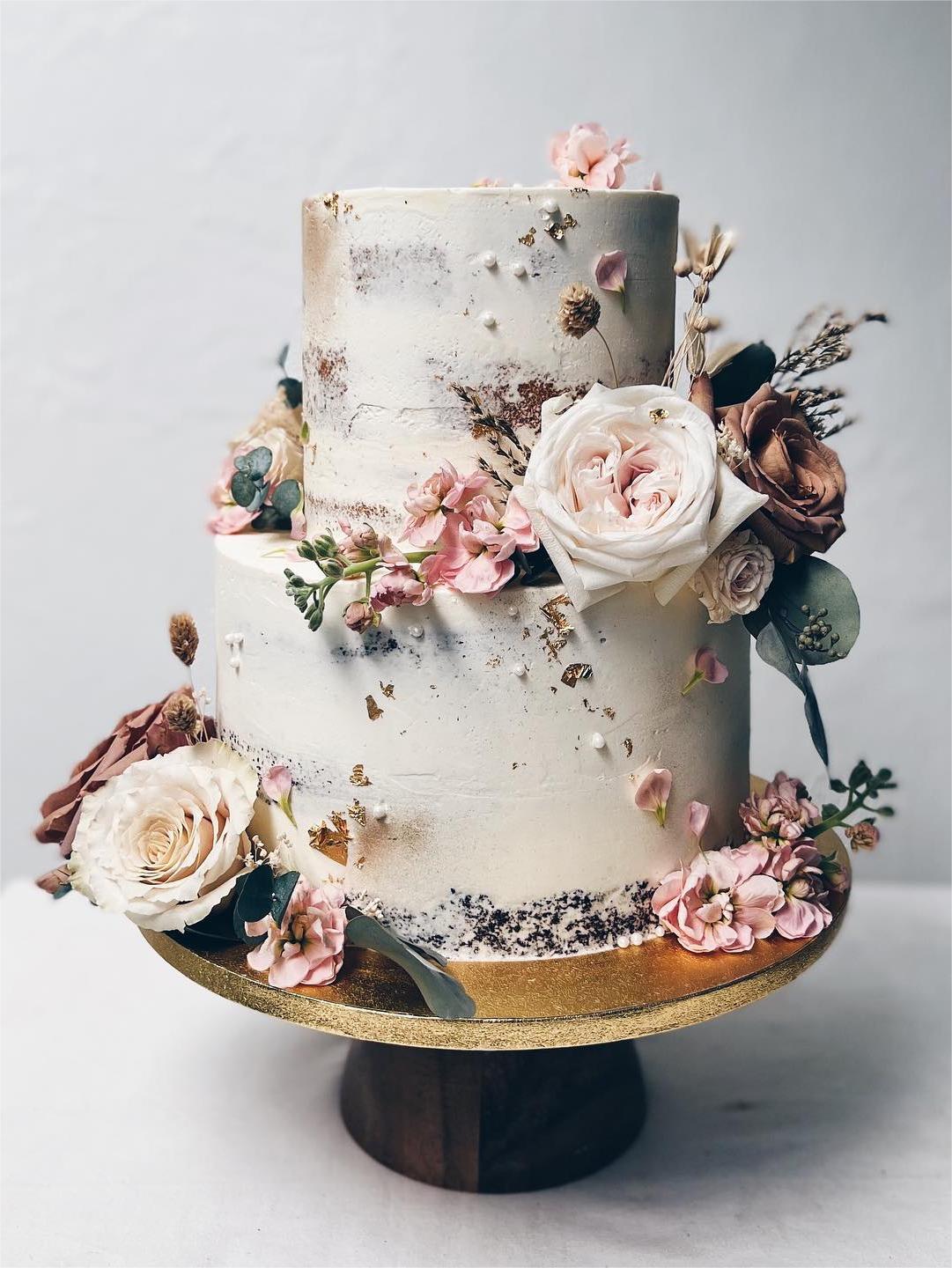 22+ Elegant Two Tier Birthday Cake