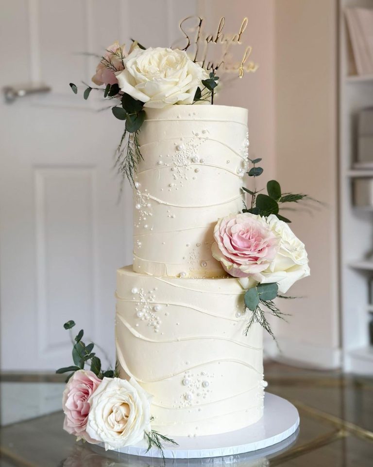 23 Sweet Pink Wedding Cake Ideas for 2024