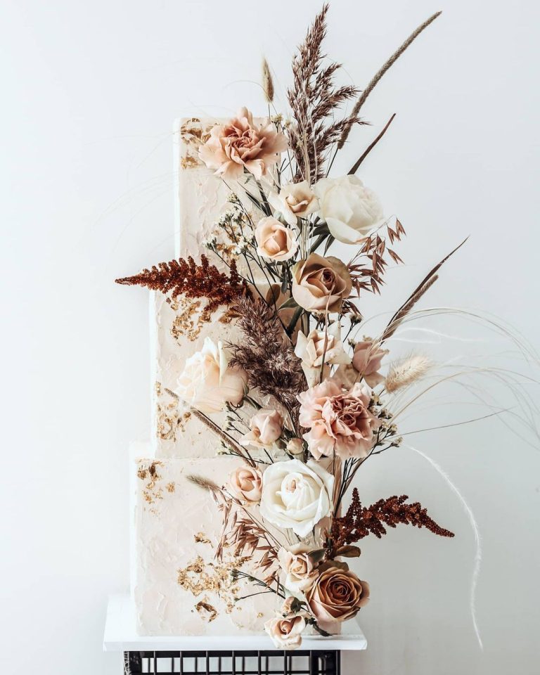 Top 25 Square Wedding Cakes 2024 Modern Twist On Tradition   Bohemian Beige Square Wedding Cake Via Sallycoopercakeartist 768x960 